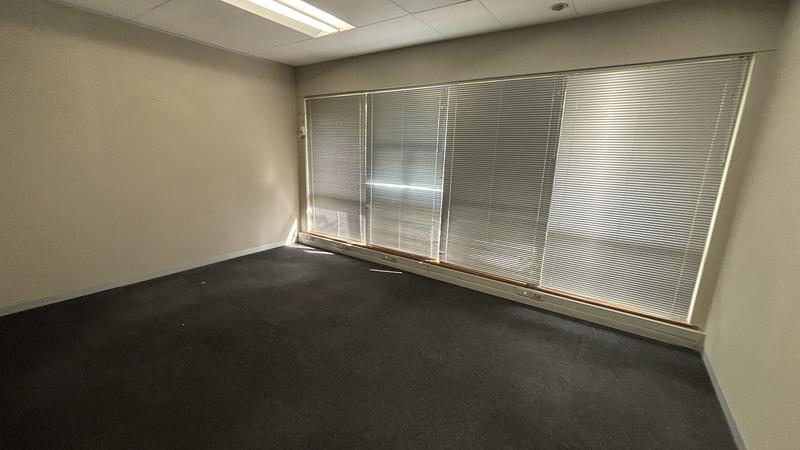 To Let commercial Property for Rent in Pinelands Western Cape